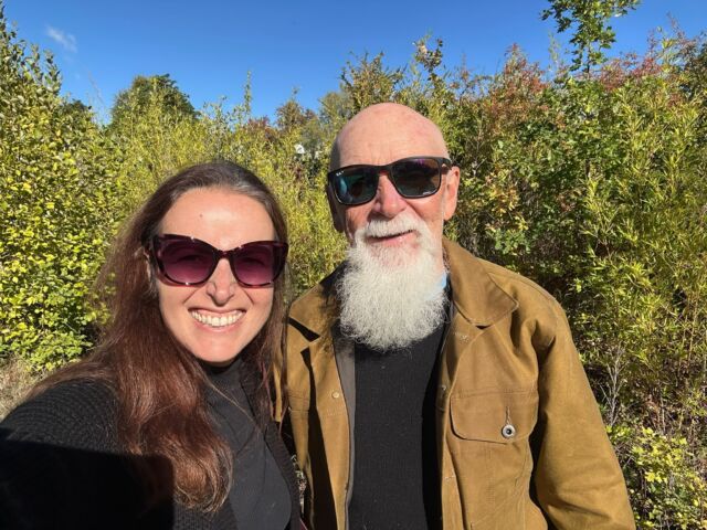 Great catchup with @ahu.guray, we usually manage a couple a year but are going for three in 2026! Excellent breakfast @squires_gc Long Ditton then a walk up the hill behind Squires, followed by an excursion down a mysterious path on the opposite side of the road past fields with horses. Then suddenly, in the middle of nowhere we came out to a place called Ditton Nurseries the home of @scotscape_urban_greening on a private road with some impressive huge bungalow type houses nearby. Blazing sun, all the more surprising after torrential rain yesterday, amazingly somehow I failed to buy a single plant! #mysterytour #localsonly #longditton #squiresgardencentrelongditton #friendship